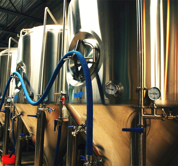 Acero inoxidable personalizada 20HL comercial de cerveza Equipo de la cervecería en Venta