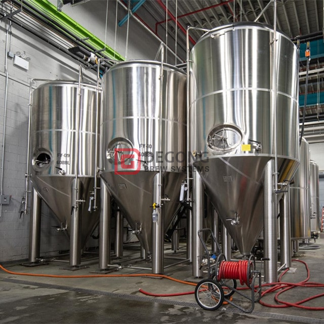 10BBL Costos de equipo de elaboración de cerveza automática con calefacción de vapor superior personalizados en China