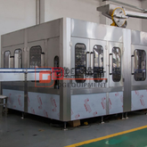 Línea de embotellado 3 en 1 Industral automática de 24 cabezales para 300 ml 500 ml